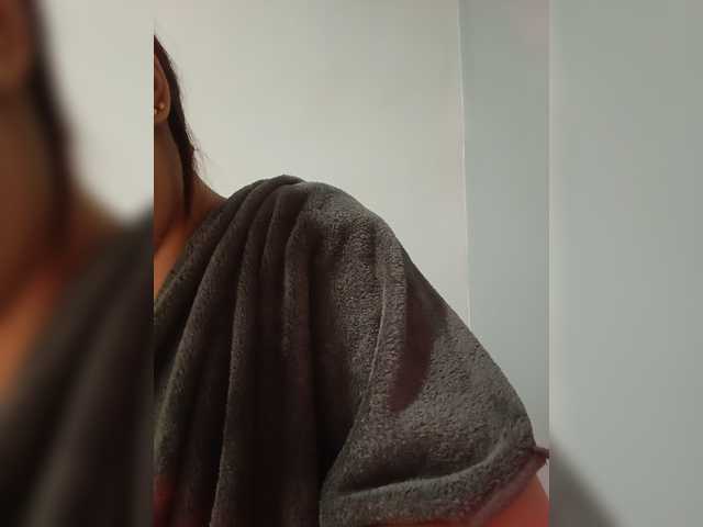 candicelovee live cam on BongaCams
