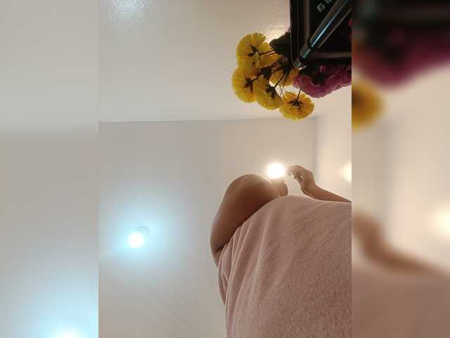 candicelovee live cam on BongaCams