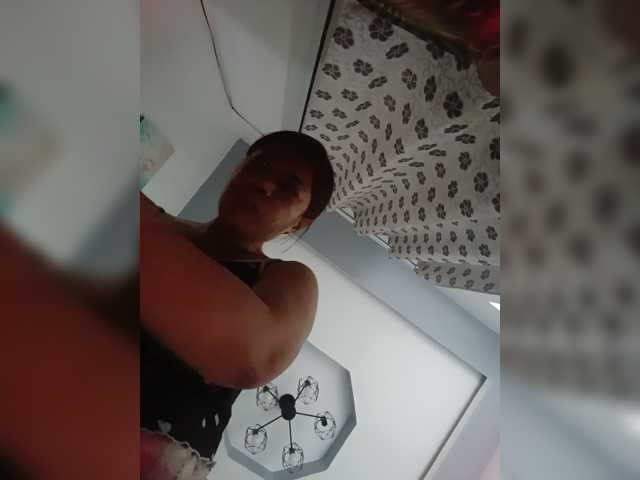 candicelovee live cam on BongaCams