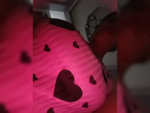 candicelovee live cam on BongaCams