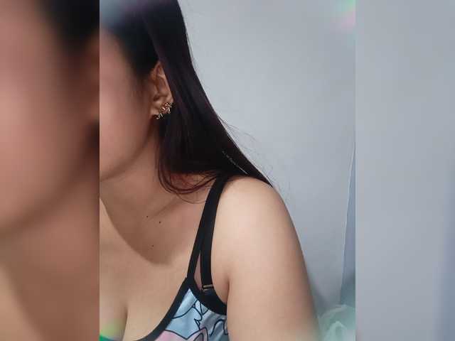 candicelovee live cam on BongaCams