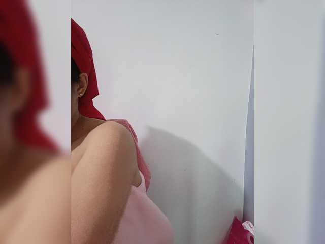 candicelovee live cam on BongaCams