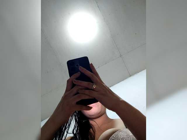 candicelovee live cam on BongaCams