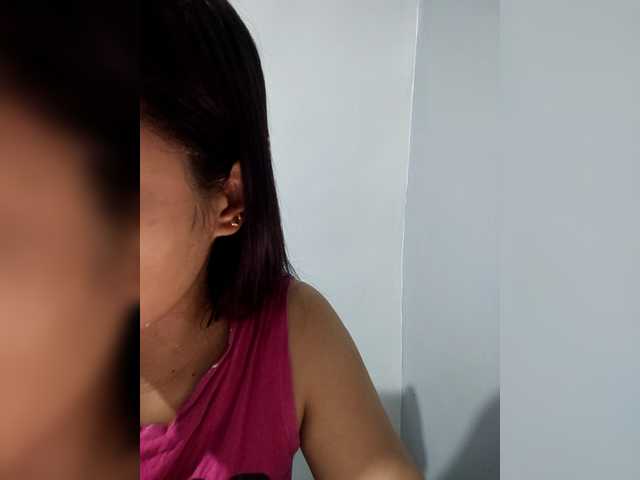 candicelovee's BongaCams show and profile