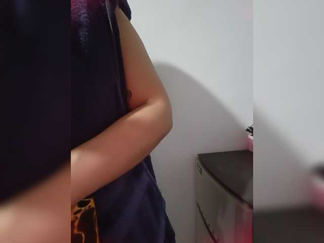 candicelovee live cam on BongaCams