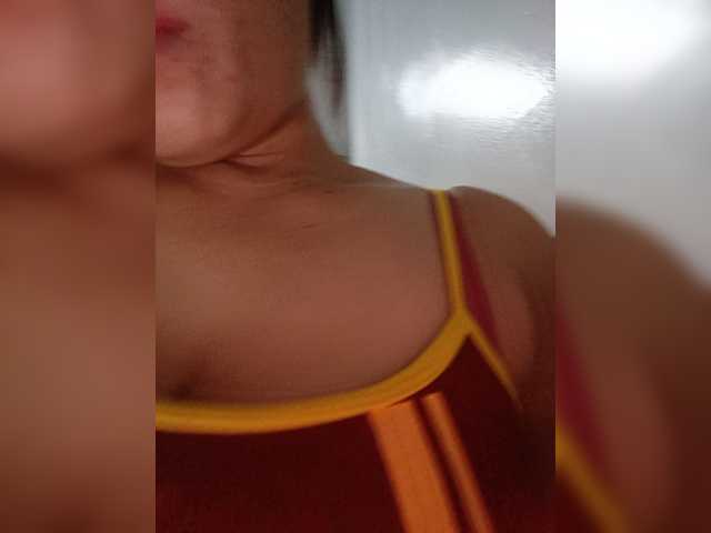 candicelovee live cam on BongaCams