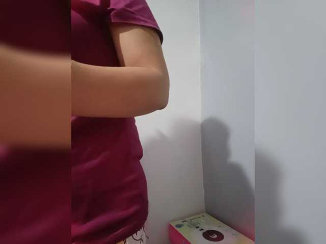 candicelovee live cam on BongaCams