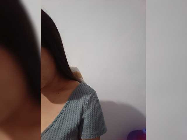 candicelovee live cam on BongaCams