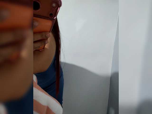 candicelovee live cam on BongaCams
