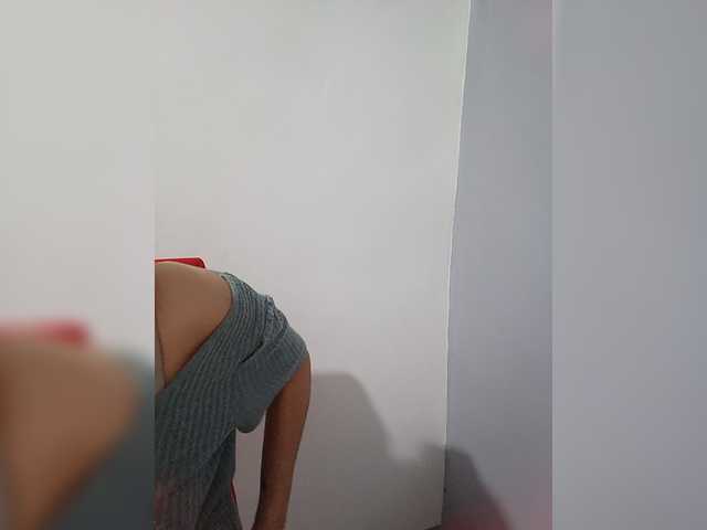 candicelovee live cam on BongaCams