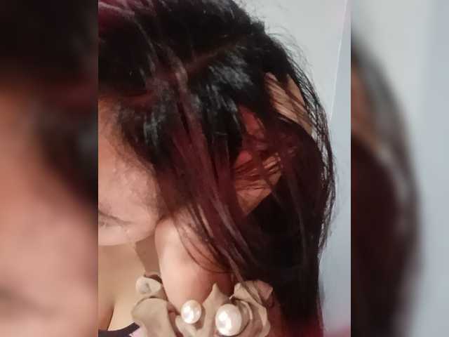 candicelovee live cam on BongaCams