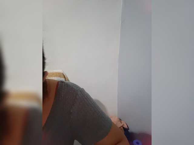 candicelovee live cam on BongaCams