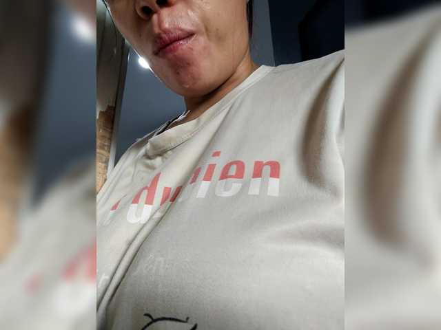 candicelovee live cam on BongaCams