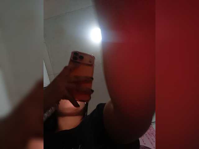 candicelovee live cam on BongaCams