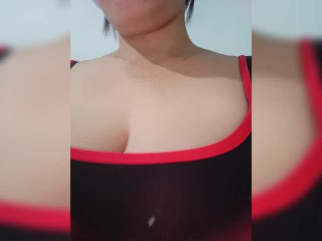 candicelovee live cam on BongaCams