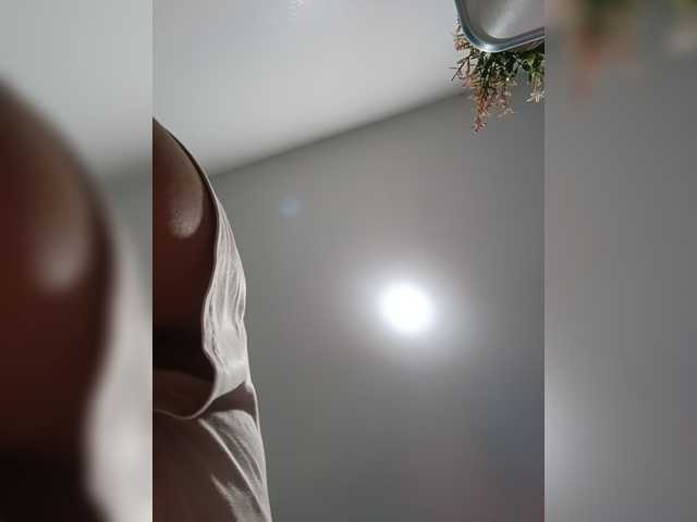 candicelovee live cam on BongaCams