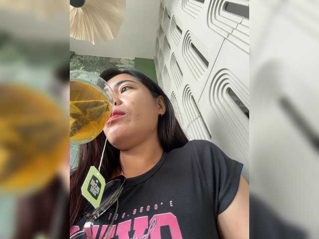 candicelovee live cam on BongaCams