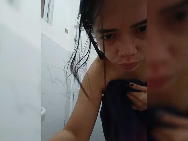 candicelovee live cam on BongaCams