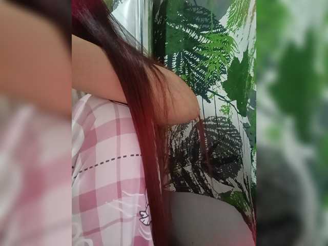 candicelovee live cam on BongaCams