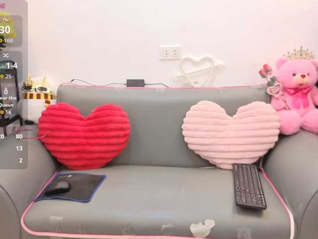candicelovee live cam on BongaCams