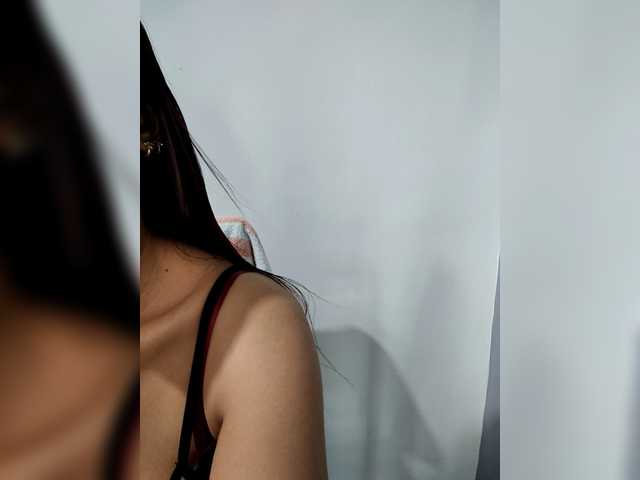 candicelovee live cam on BongaCams