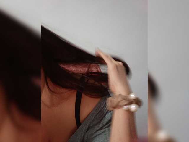 candicelovee live cam on BongaCams