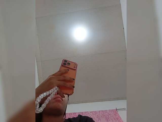 candicelovee live cam on BongaCams