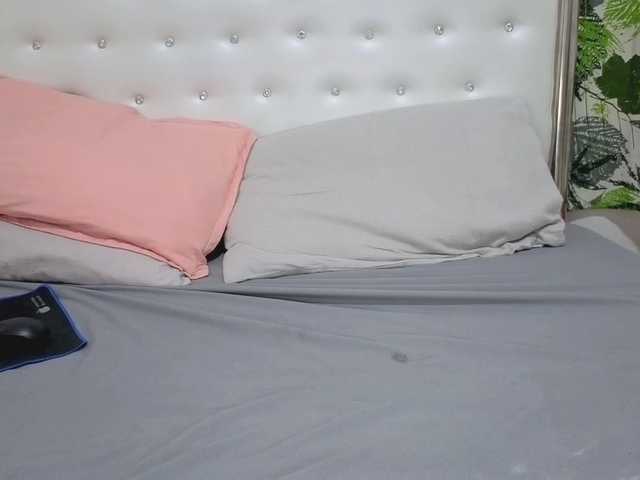 candicelovee live cam on BongaCams