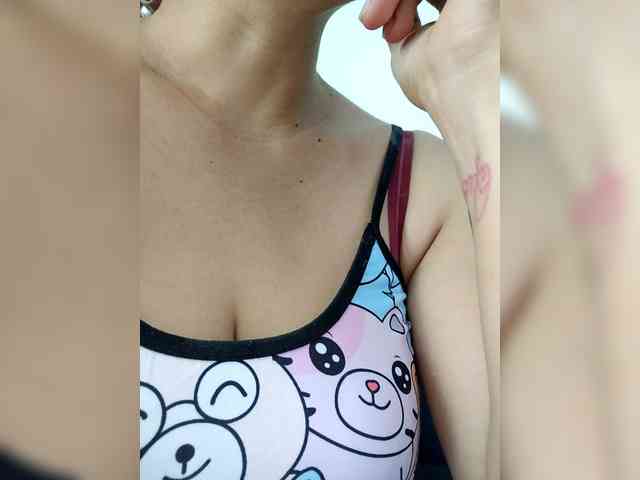 candicelovee webcam