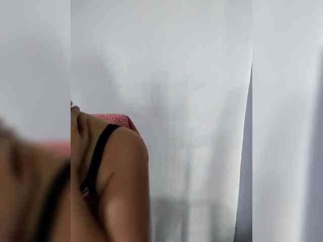 candicelovee webcam