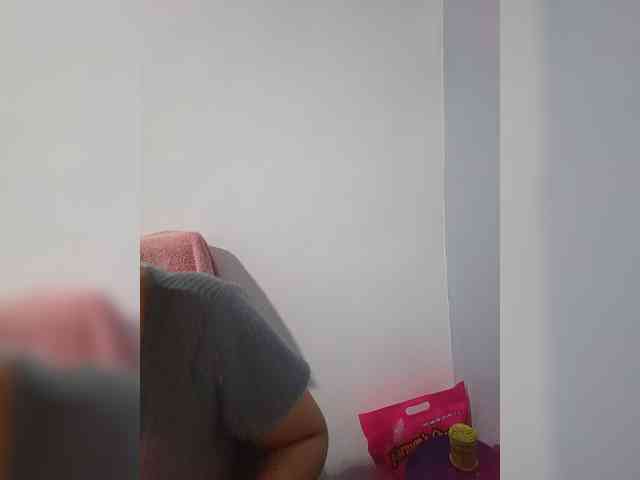 candicelovee Live Webcam on BongaCams