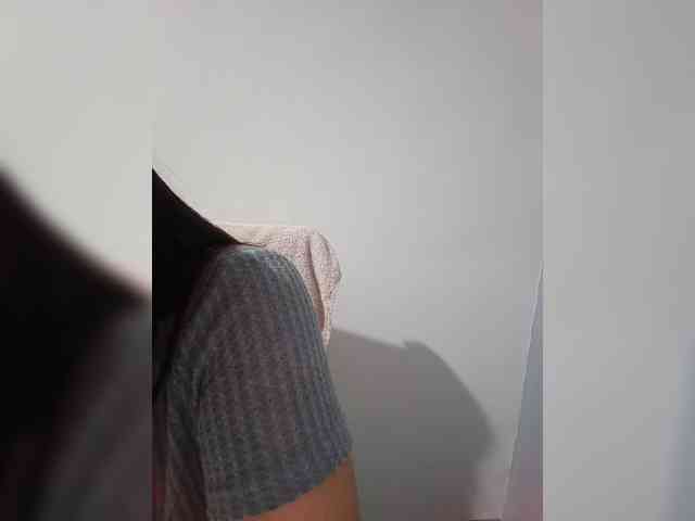 candicelovee Live Webcam on BongaCams