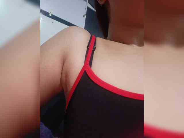 candicelovee webcam
