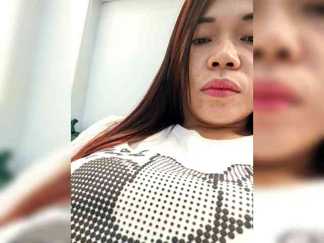candicelovee Live Webcam on BongaCams