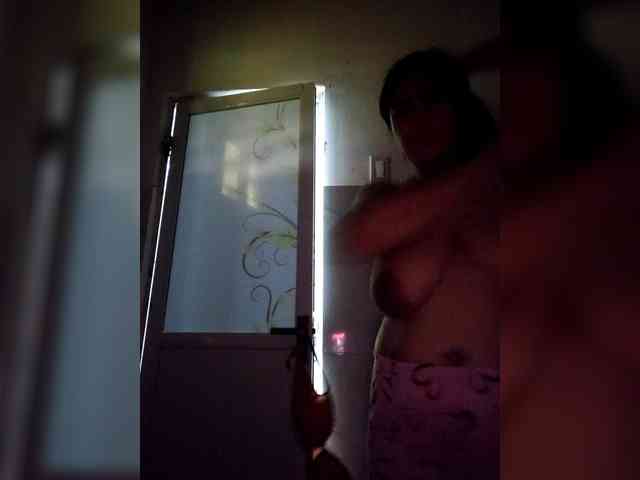 candicelovee webcam