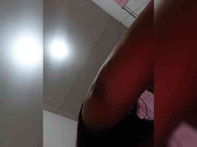 candicelovee webcam