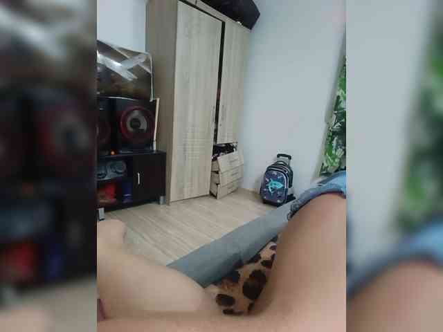 candicelovee webcam