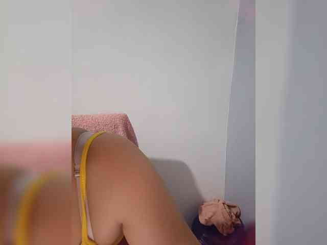 candicelovee webcam