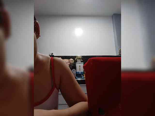candicelovee webcam