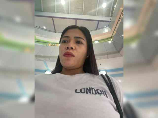 candicelovee webcam