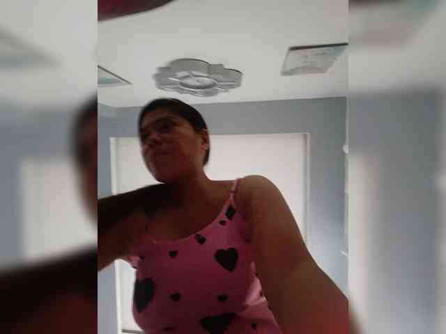 candicelovee webcam