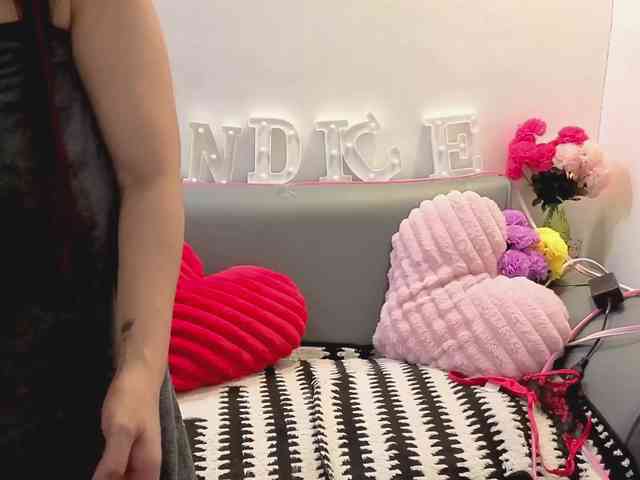 candicelovee webcam