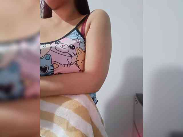 candicelovee webcam