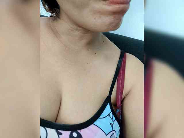 candicelovee webcam