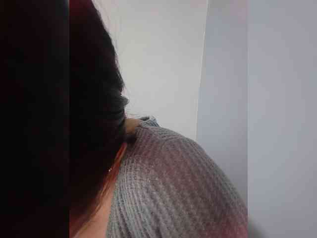 candicelovee Live Webcam on BongaCams