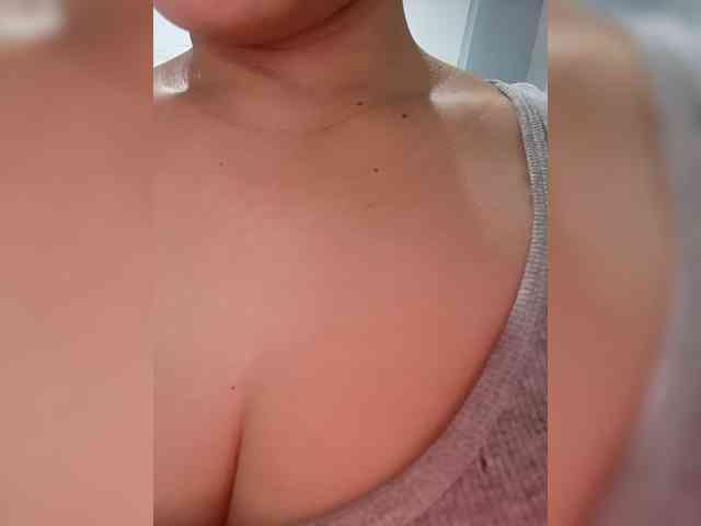 candicelovee webcam