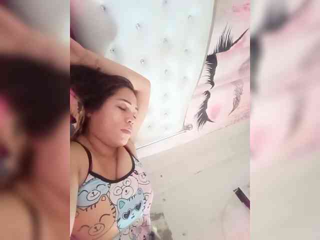 candicelovee webcam
