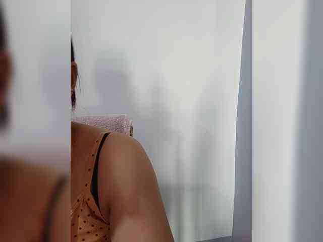 candicelovee webcam