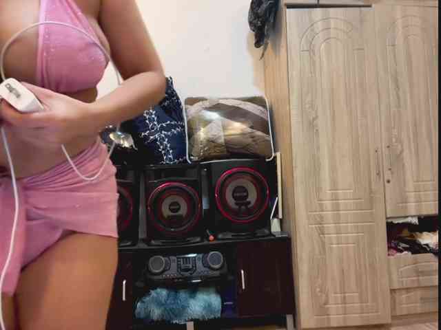 candicelovee webcam