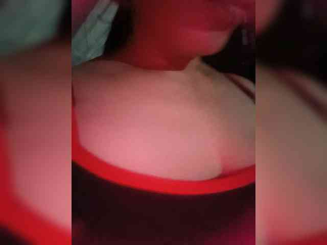 candicelovee webcam